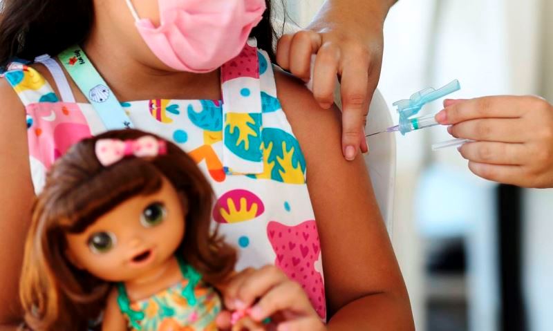 São Paulo começa vacinar crianças de 3 a 4 anos contra covid-19