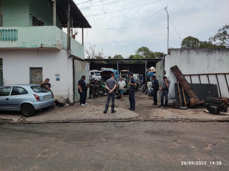 PM, GM e Fiscalização realizam operação em comércios de peças usadas em São Carlos