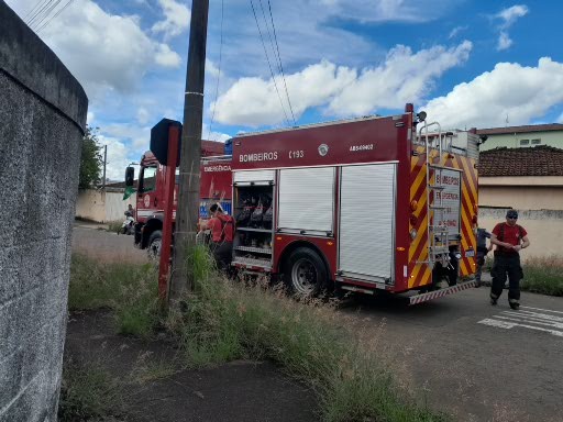 Princípio De Incêndio Mobiliza O Corpo De Bombeiros 