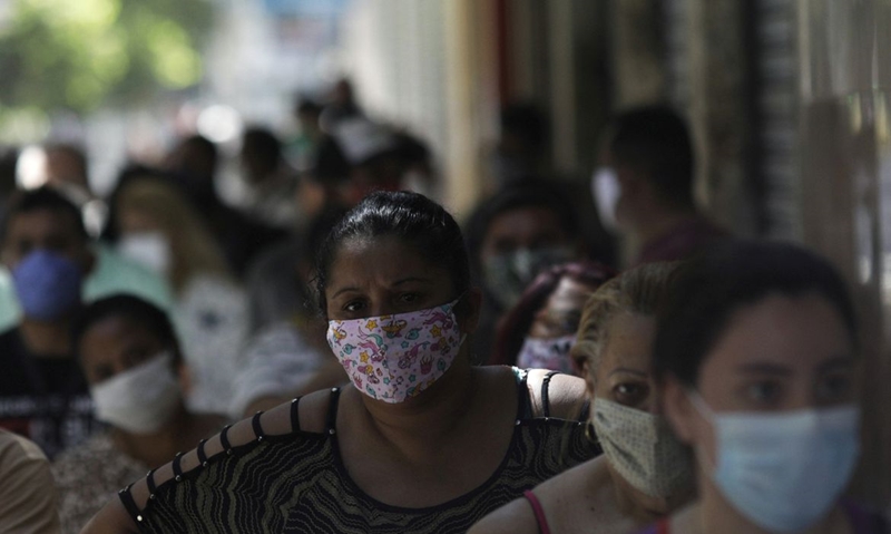 Máscara deixa de ser obrigatória na área de saúde na capital paulista