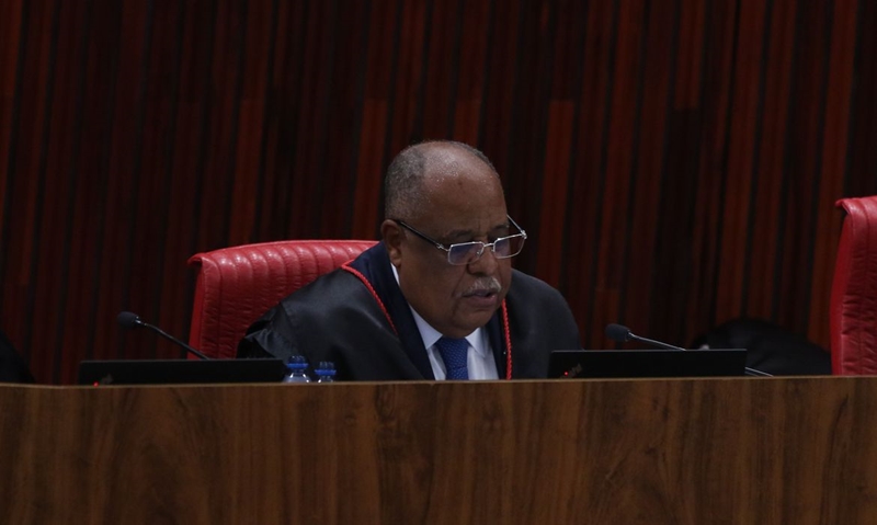 Relator do TSE vota pela inelegibilidade de Bolsonaro