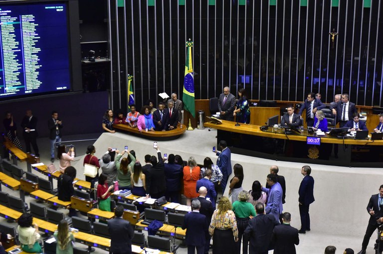 Câmara aprova prorrogação da Lei Paulo Gustavo até 2024