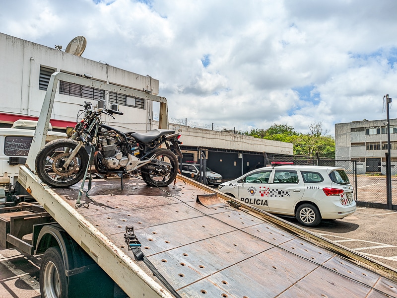 Honda CB300r furtada é apreendida no São Carlos VIII