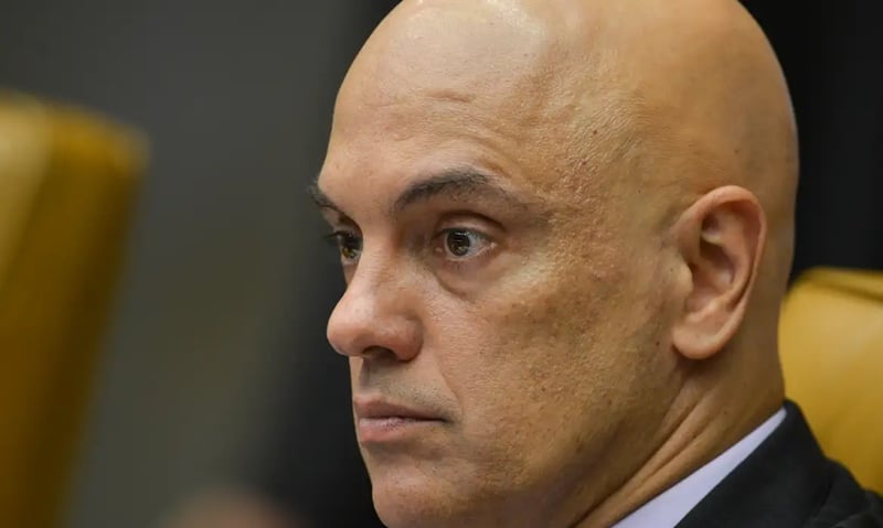 Moraes autoriza acesso da CGU às investigações contra Bolsonaro