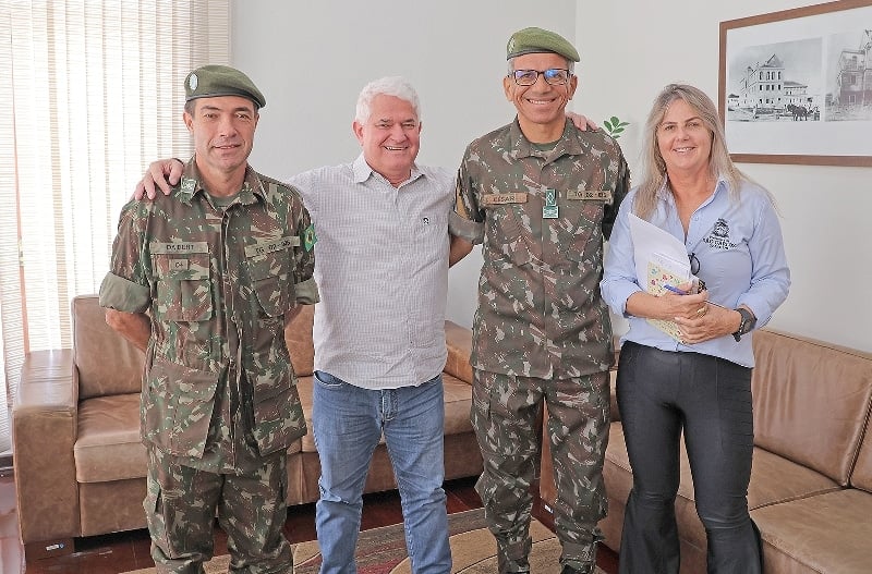 Marquinho recebe novo instrutor e renova compromisso de cooperação com instituição militar
