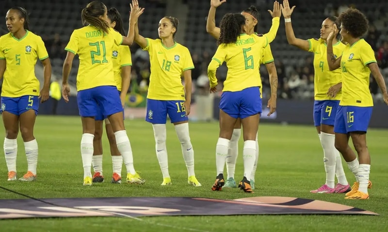 Brasil derrota México e se garante na decisão da Copa Ouro Feminina