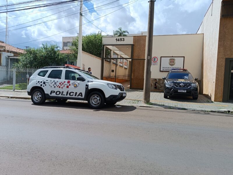 Homem é preso após manter família em cárcere privado no CDHU da Vila Isabel