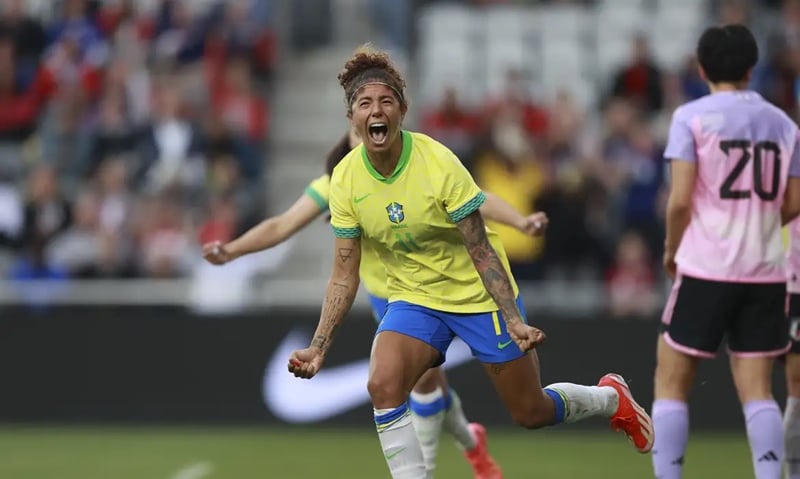 Brasil derrota Japão nos pênaltis para garantir 3º lugar