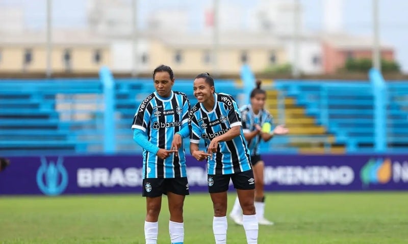 Grêmio goleia Avai/Kindermann por 6 a 0 no Brasileiro Feminino