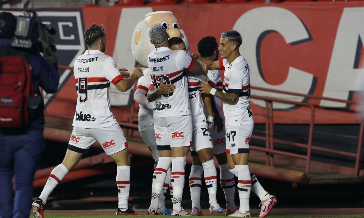 São Paulo derrota Criciúma