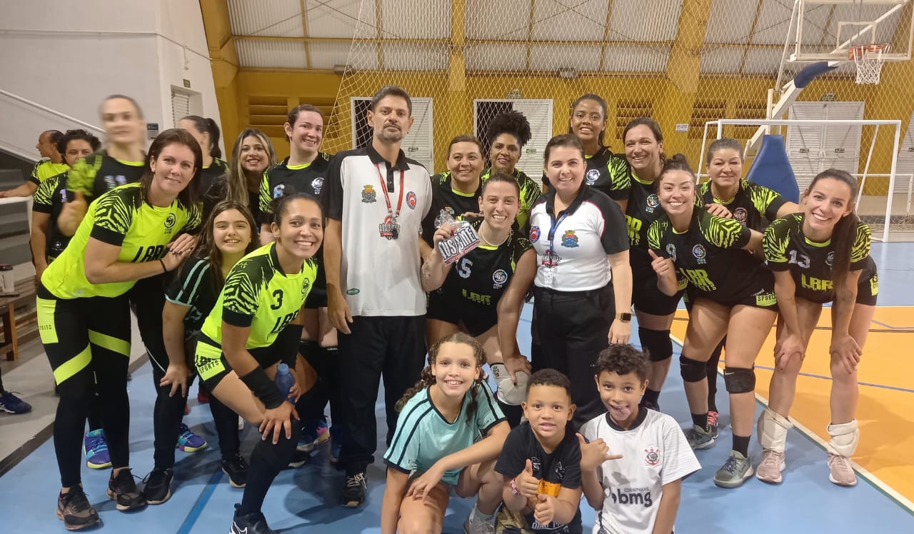 Em batalha de cinco sets, Fênix bate o São Carlos Clube pela Copa AVS/Smec