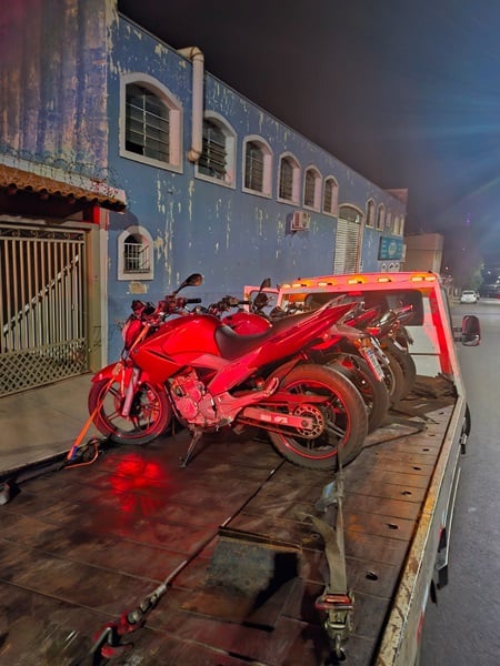 Motocicletas são apreendidas pelo GAM durante rolezinho no Jardim Bandeirantes