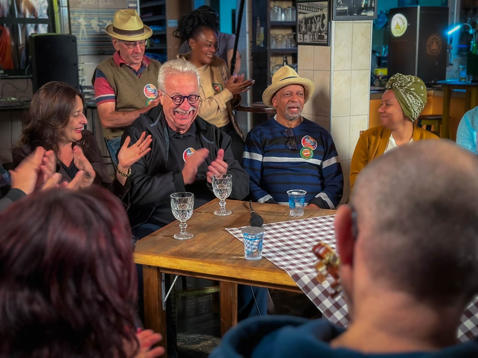 Newton Lima participa de Roda de Samba no Espaço Múltiplo