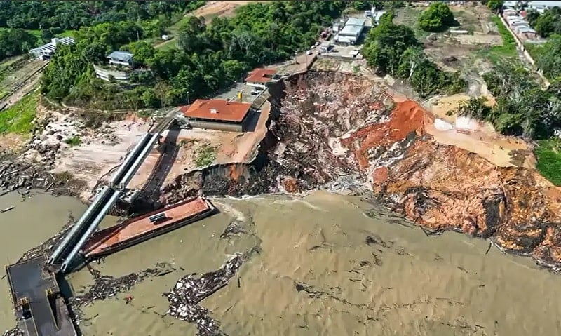 Porto em Manacapuru desaba em meio a obras