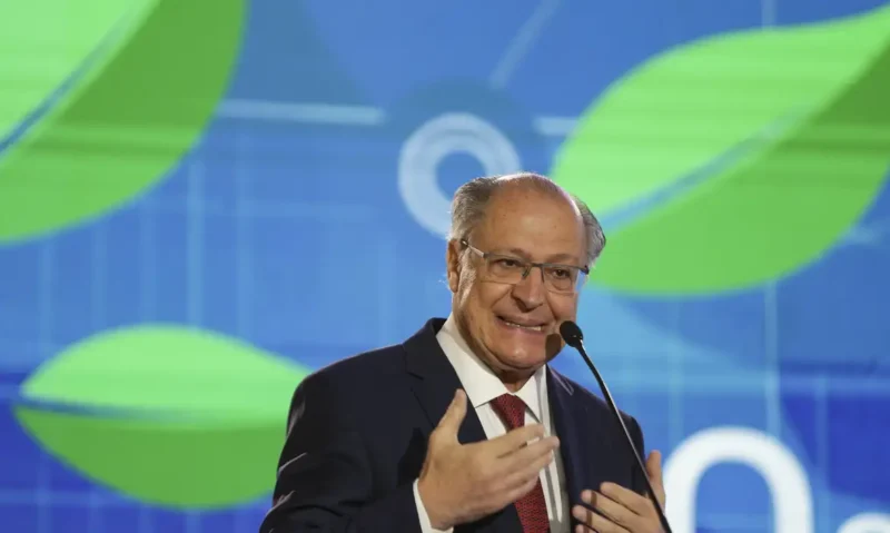 Alckmin destaca aprovação