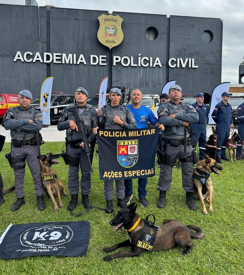 Canil da PM conquista 1º lugar geral em competição internacional de atuação com cães profissionais