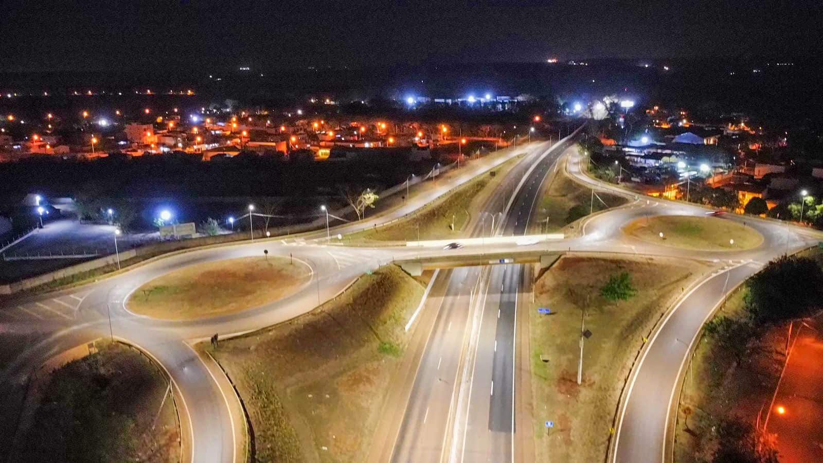 Investimento em iluminação viária é pilar de segurança nas rodovias