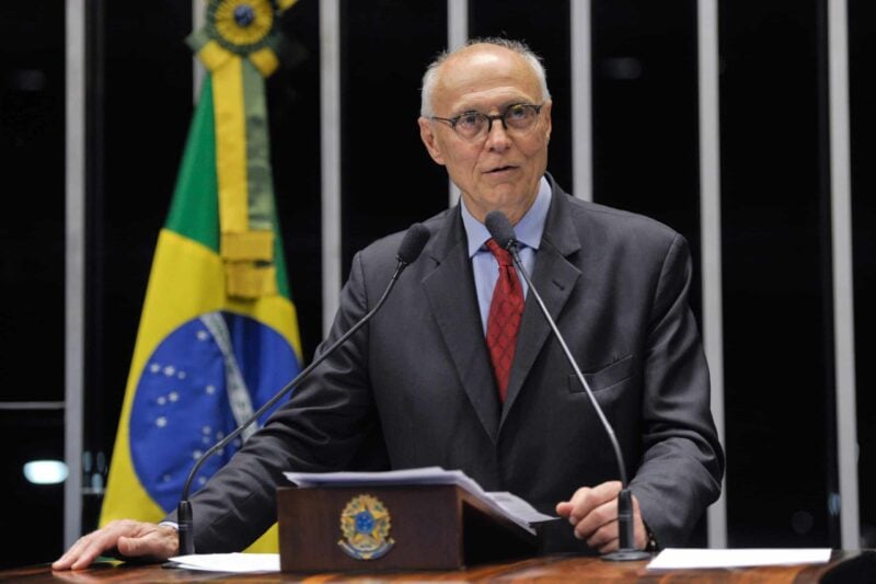 Eduardo Suplicy está com câncer linfático