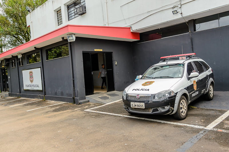 Criminosos invadem residência com moradores dormindo no Jardim Paraíso