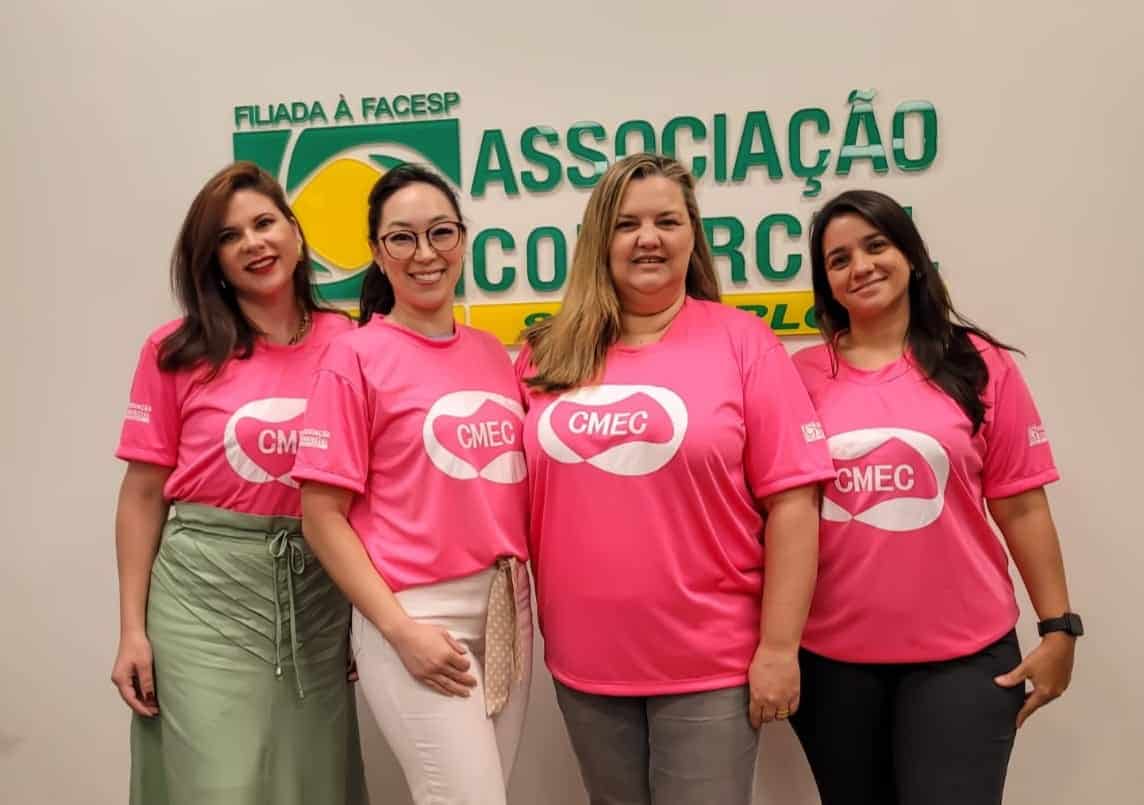 Reunião define últimos detalhes da Caminhada Outubro Rosa