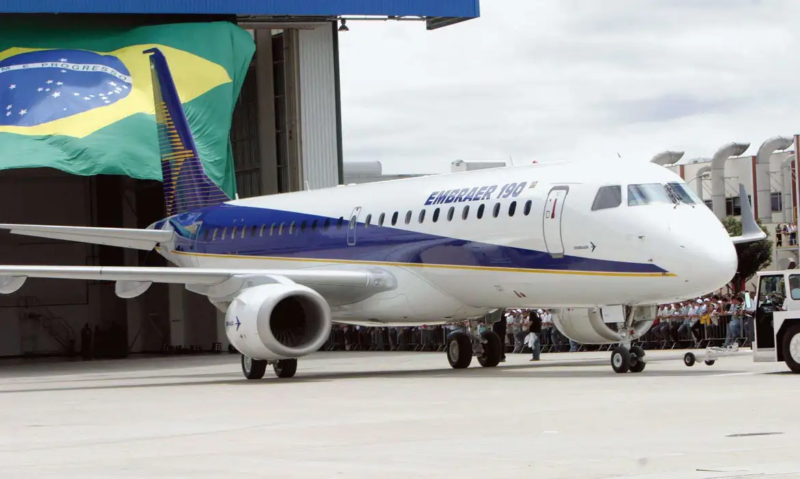 Embraer e PTDI assinam memorando