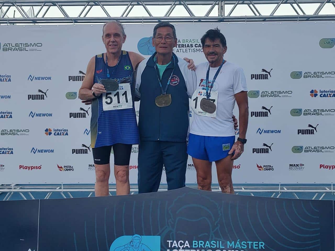 Atletas de São Carlos conquistam prata e bronze na Taça Brasil de Atletismo Master