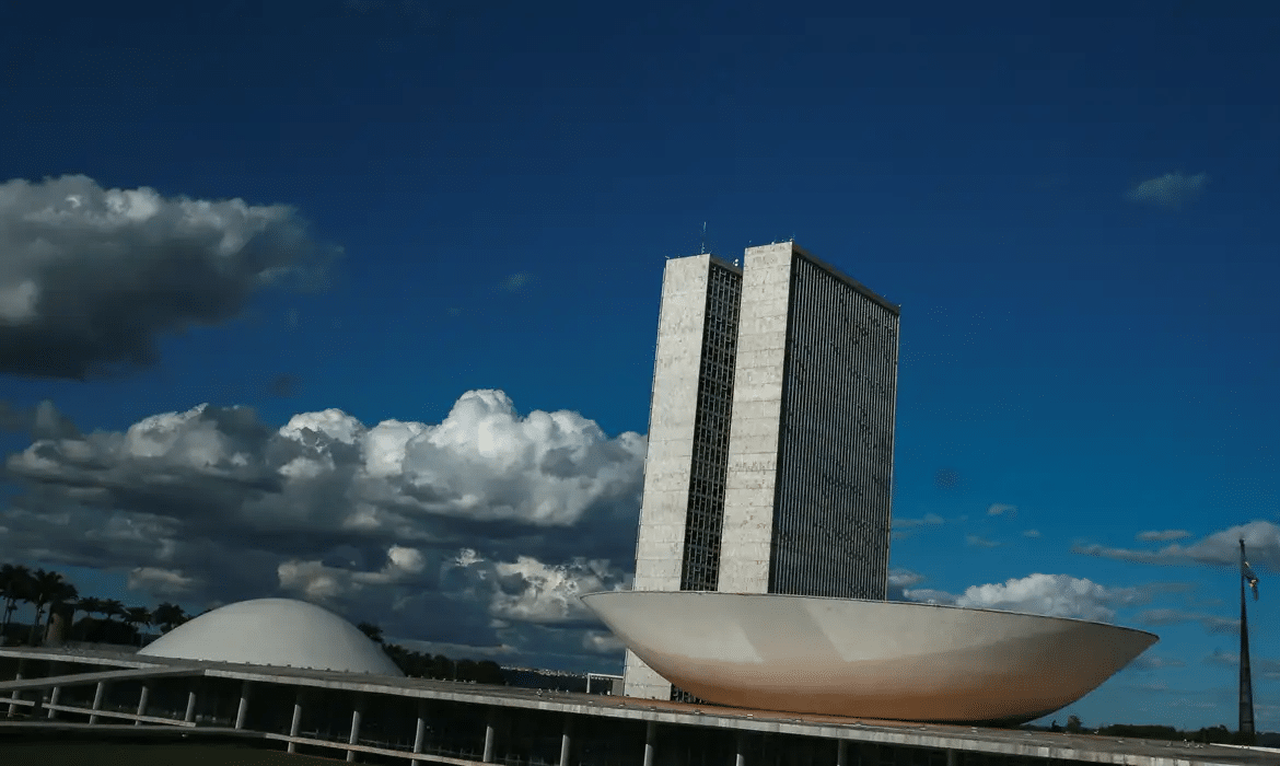 Congresso aprova LDO 2025