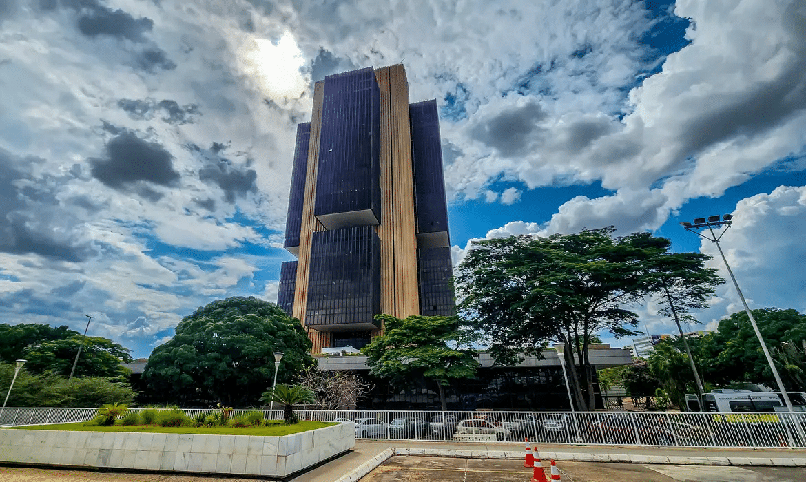 Copom inicia 1ª reunião sob Galípolo