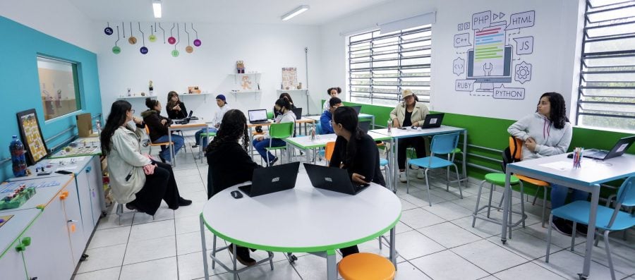 Ensino Médio contratará profissionais técnicos