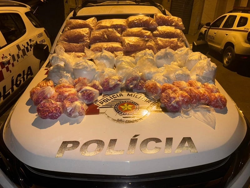 Mulher é presa após PM encontrar ‘casa bomba’ com mais de 115 kg de drogas