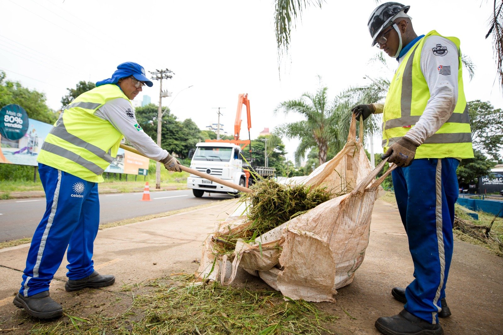 Prefeitura inicia 2025 com reforço na limpeza e capinação