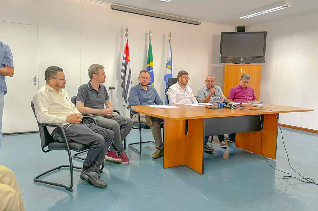 Demissão de servidores aposentados em Araraquara gera polêmica; prefeitura cumpre decisão judicial