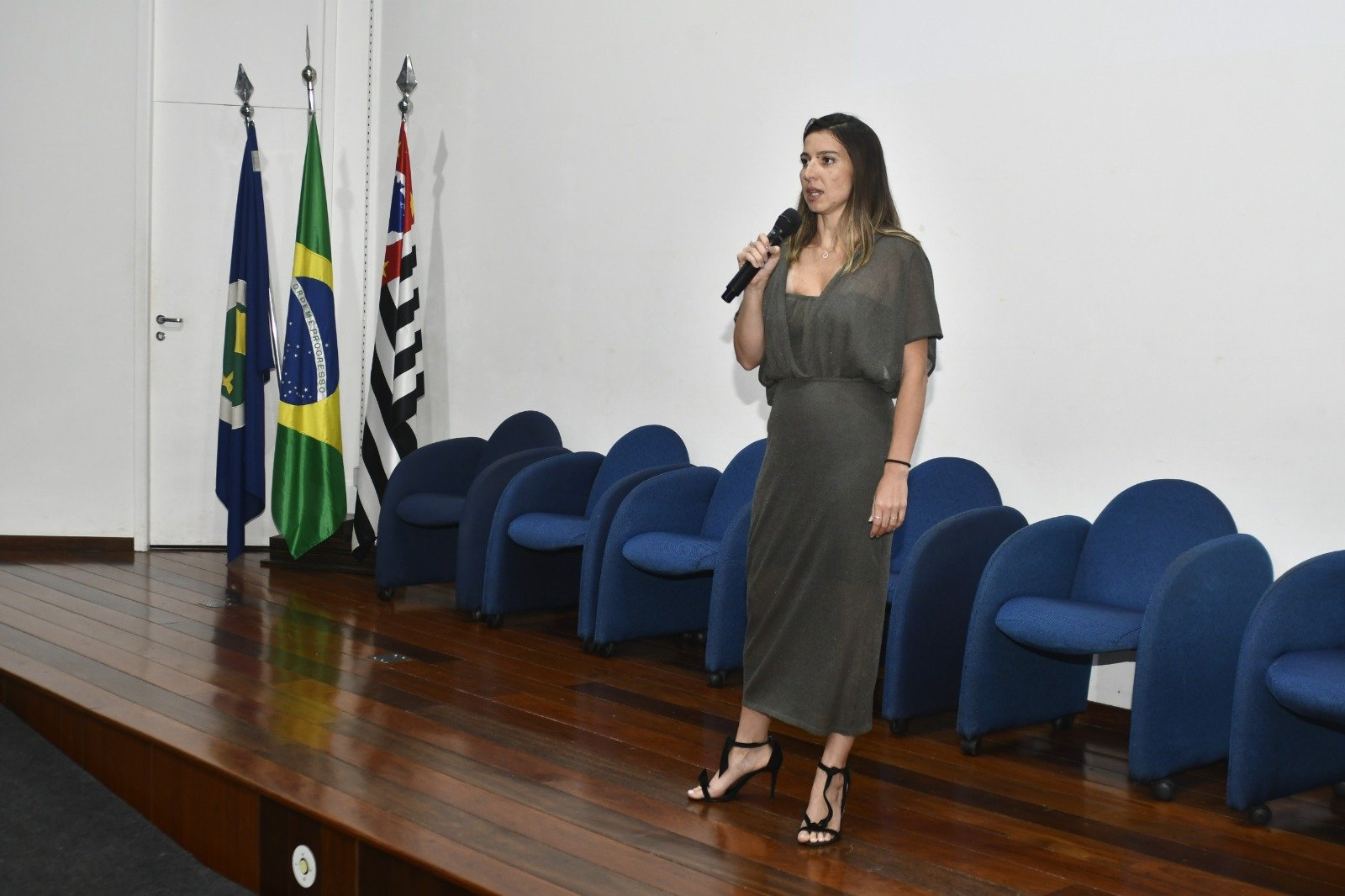 TJD ministra palestra