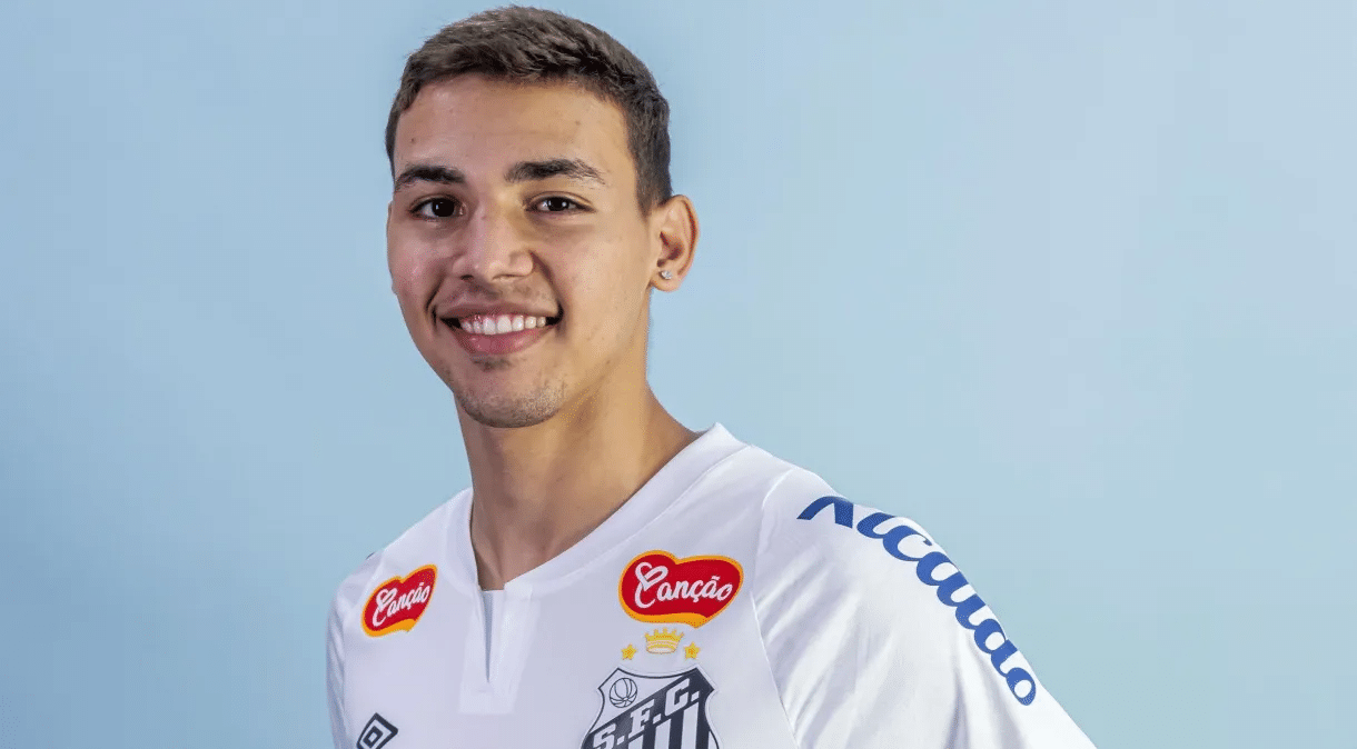 Santos oficializa retorno de Deivid Washington