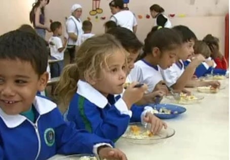 Guerreiro sugere merenda e kits alimentação