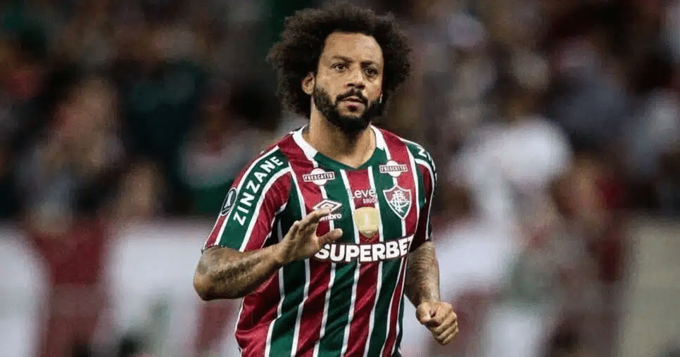 Marcelo anuncia aposentadoria, aos 36