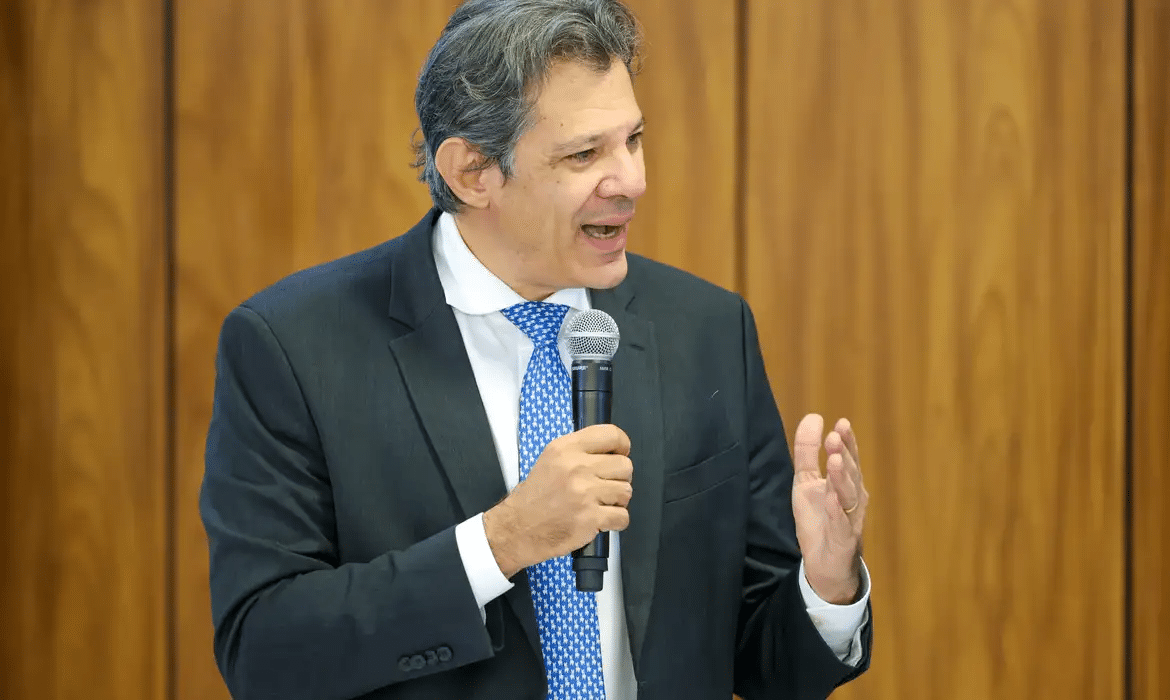 Haddad sai em defesa de arcabouço fiscal