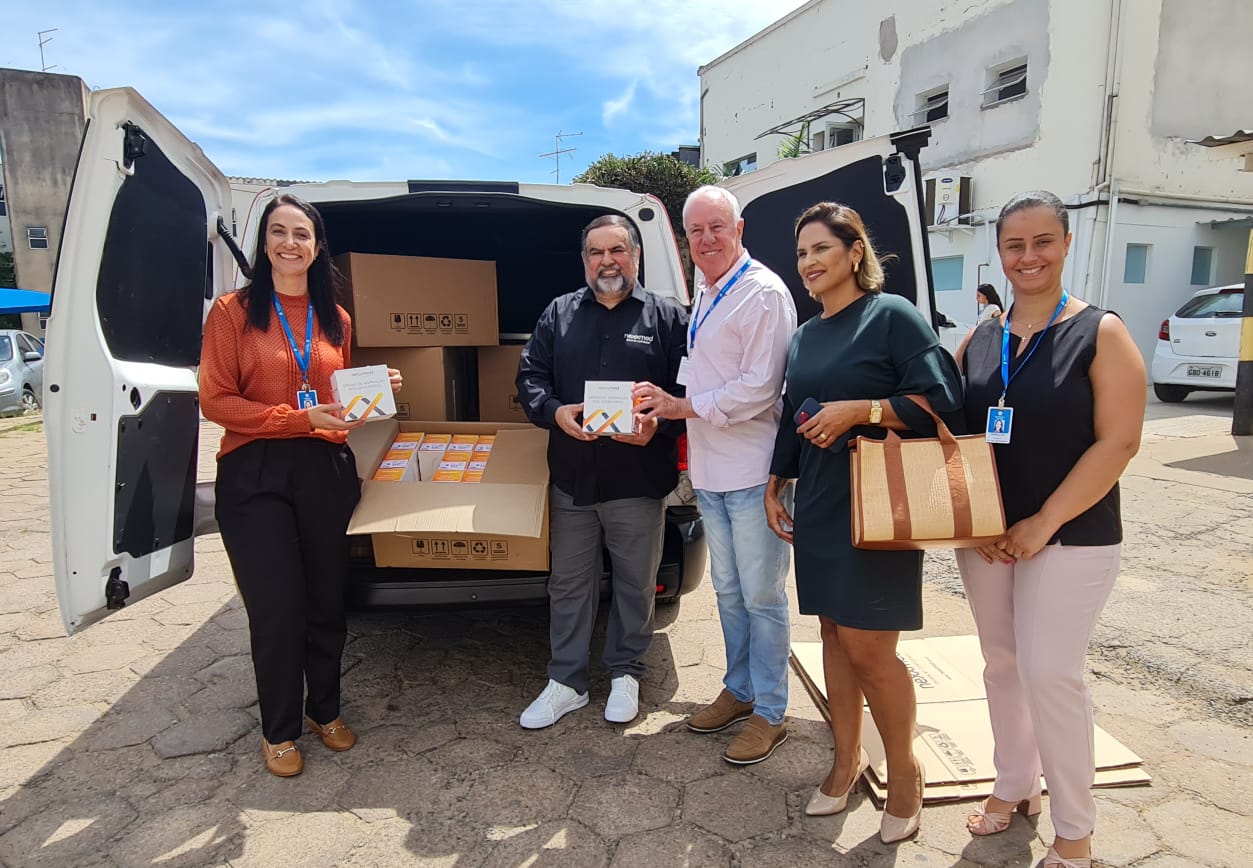 Santa Casa recebe doação de drenos