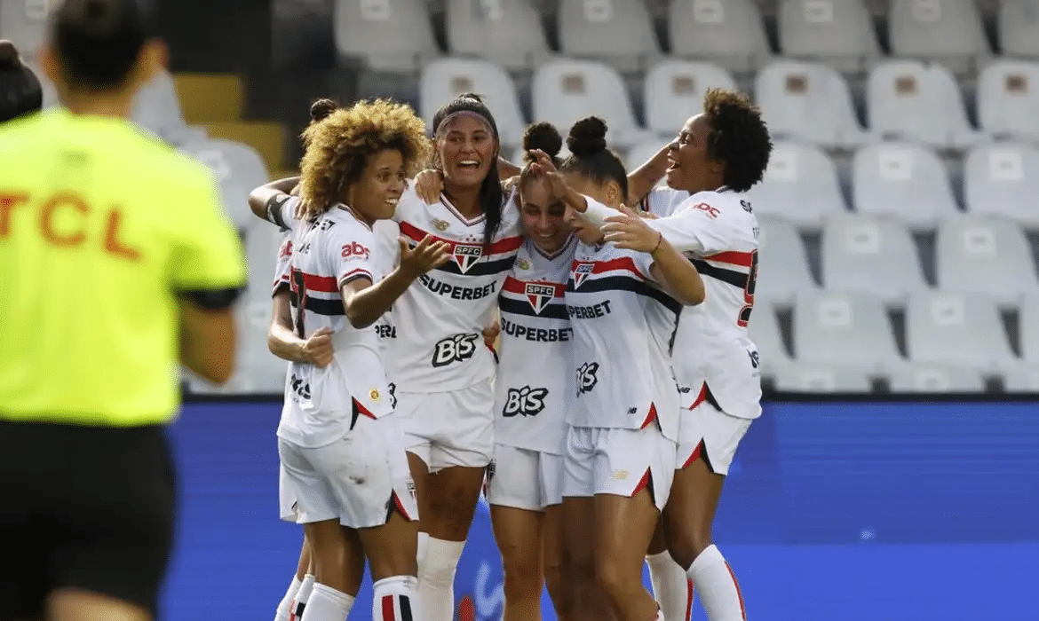 São Paulo e Corinthians fazem final